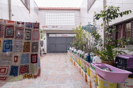 Casa à venda com 148m², 4 quartos e 4 vagas Casa à venda com 148m², 4 quartos e 4 vagasQuintal