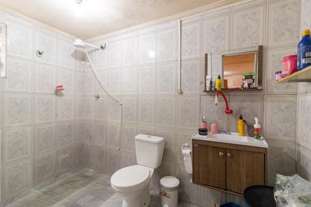 Casa à venda com 148m², 4 quartos e 4 vagas Casa à venda com 148m², 4 quartos e 4 vagasBanheiro da Suíte 2