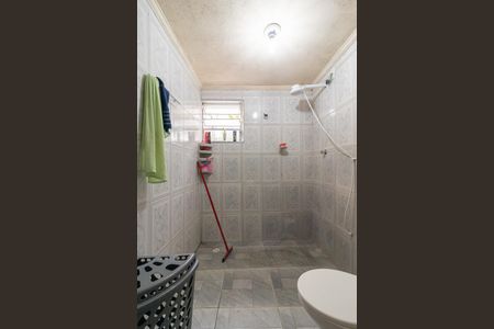 Casa à venda com 148m², 4 quartos e 4 vagas Casa à venda com 148m², 4 quartos e 4 vagasBanheiro da Suíte 2