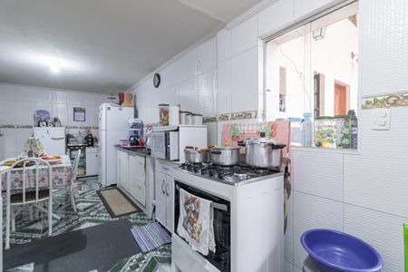 Casa à venda com 148m², 4 quartos e 4 vagas Casa à venda com 148m², 4 quartos e 4 vagasCozinha