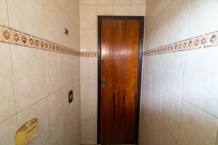 Casa à venda com 420m², 3 quartos e 2 vagasBanheiro da Suíte 2