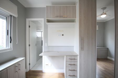 Apartamento à venda com 177m², 4 quartos e 3 vagasQuarto 3