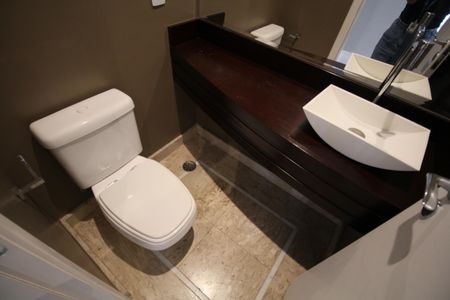 Apartamento à venda com 177m², 4 quartos e 3 vagasLavabo