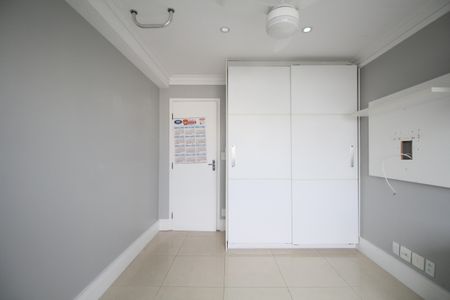 Apartamento à venda com 177m², 4 quartos e 3 vagasQuarto 2