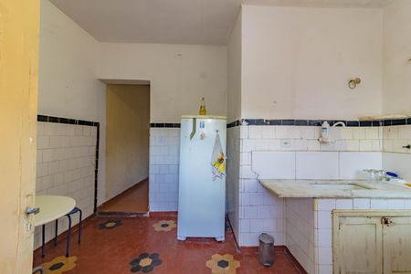 Casa à venda com 164m², 3 quartos e 2 vagas Casa à venda com 164m², 3 quartos e 2 vagasCozinha