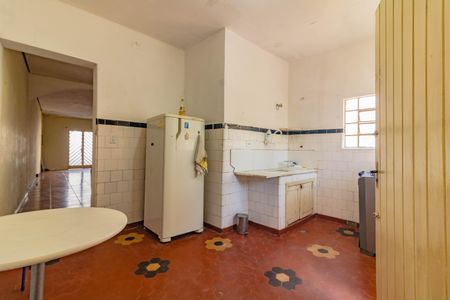 Casa à venda com 164m², 3 quartos e 2 vagas Casa à venda com 164m², 3 quartos e 2 vagasCozinha