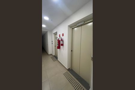 Apartamento à venda com 57m², 2 quartos e 1 vagaÁrea comum