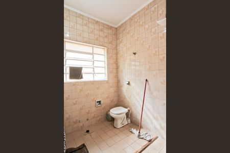 Casa à venda com 264m², 4 quartos e 4 vagasBanheiro 1