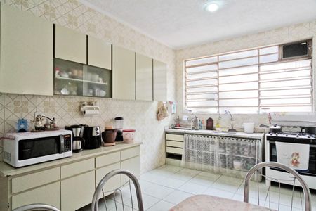 Casa à venda com 264m², 4 quartos e 4 vagasCozinha