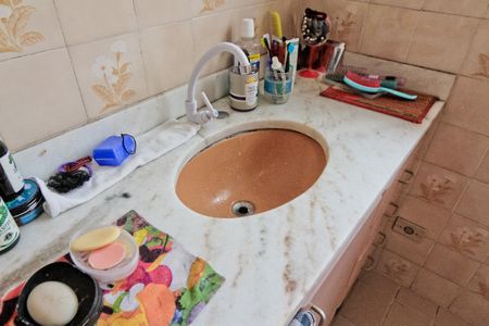 Casa à venda com 264m², 4 quartos e 4 vagasBanheiro 1