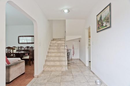 Casa à venda com 264m², 4 quartos e 4 vagasSala