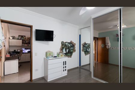 Casa à venda com 450m², 5 quartos e 11 vagas Casa à venda com 450m², 5 quartos e 11 vagasQuarto 2