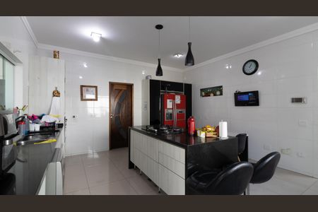 Casa à venda com 450m², 5 quartos e 11 vagas Casa à venda com 450m², 5 quartos e 11 vagasCozinha