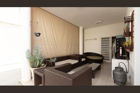 Casa à venda com 450m², 5 quartos e 11 vagas Casa à venda com 450m², 5 quartos e 11 vagasEspaço Gourmet