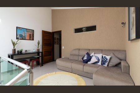 Casa à venda com 450m², 5 quartos e 11 vagas Casa à venda com 450m², 5 quartos e 11 vagasHall
