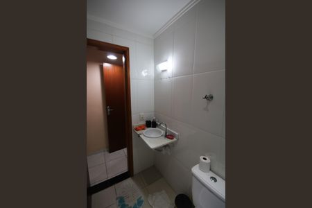 Apartamento para alugar com 94m², 2 quartos e 2 vagas Apartamento para alugar com 94m², 2 quartos e 2 vagasBanheiro da Suíte 1