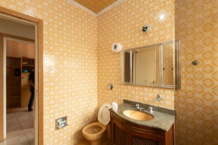 Casa à venda com 250m², 5 quartos e 2 vagasBanheiro da Casa 1