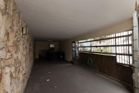 Casa à venda com 250m², 5 quartos e 2 vagasGaragem