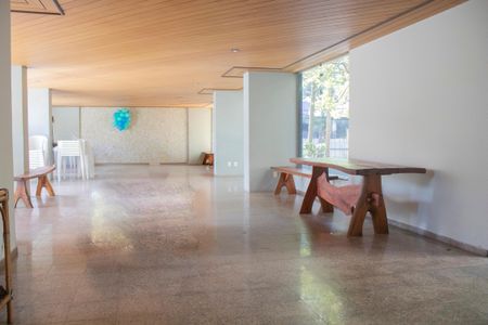 Apartamento à venda com 170m², 4 quartos e 2 vagasÁrea comum