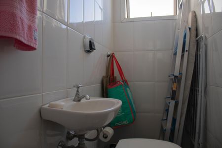 Apartamento à venda com 170m², 4 quartos e 2 vagasBanheiro de Serviço