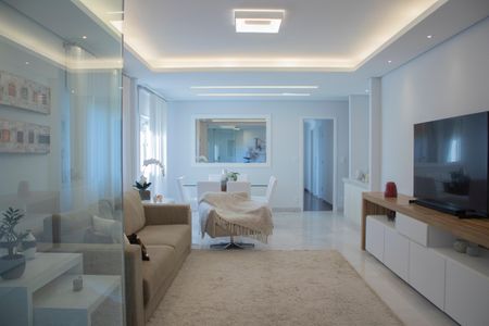 Sala de apartamento à venda com 4 quartos, 170m² em Serra, Belo Horizonte