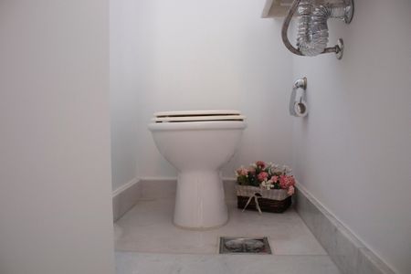 Apartamento à venda com 170m², 4 quartos e 2 vagasBanheiro da Suíte