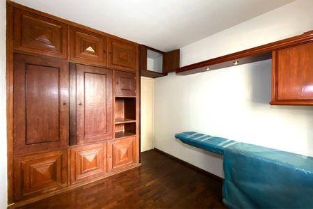 Apartamento à venda com 150m², 4 quartos e 2 vagasQuarto 3