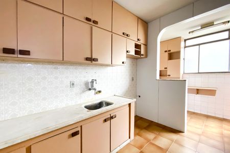 Apartamento à venda com 150m², 4 quartos e 2 vagasCozinha