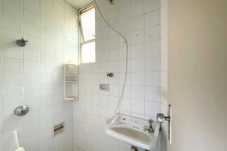 Apartamento à venda com 150m², 4 quartos e 2 vagasBanheiro de Serviço