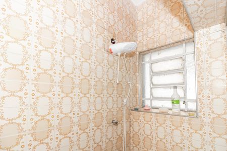 Casa à venda com 120m², 3 quartos e 1 vagaBanheiro