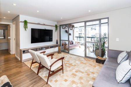 Apartamento à venda com 92m², 2 quartos e 2 vagas Apartamento à venda com 92m², 2 quartos e 2 vagasSala