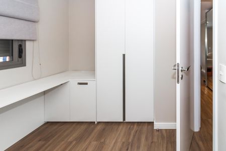 Apartamento à venda com 92m², 2 quartos e 2 vagas Apartamento à venda com 92m², 2 quartos e 2 vagasQuarto 2