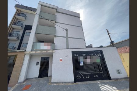 Apartamento à venda com 44m², 2 quartos e 1 vaga Apartamento à venda com 44m², 2 quartos e 1 vagaFachada e Placa