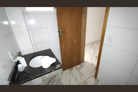 Apartamento à venda com 44m², 2 quartos e sem vagaBanheiro
