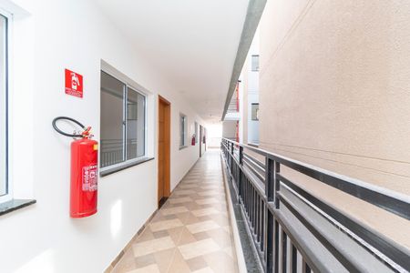 Apartamento à venda com 44m², 2 quartos e 1 vaga Apartamento à venda com 44m², 2 quartos e 1 vagaÁrea externa