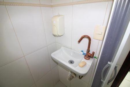 Casa à venda com 380m², 4 quartos e 3 vagas Casa à venda com 380m², 4 quartos e 3 vagasBanheiro de Serviço