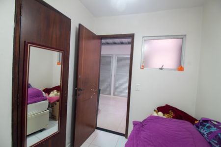 Casa à venda com 380m², 4 quartos e 3 vagas Casa à venda com 380m², 4 quartos e 3 vagasQuarto de Serviço