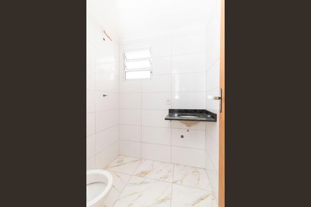 Apartamento à venda com 43m², 2 quartos e sem vaga Apartamento à venda com 43m², 2 quartos e sem vagaBanheiro