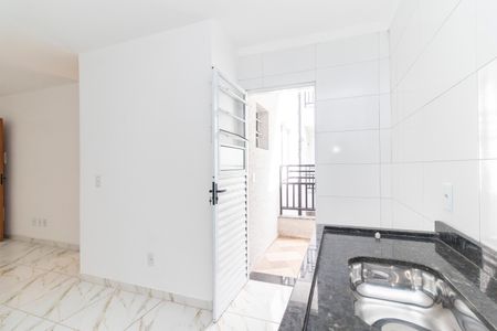 Apartamento à venda com 43m², 2 quartos e sem vaga Apartamento à venda com 43m², 2 quartos e sem vagaSala/Cozinha