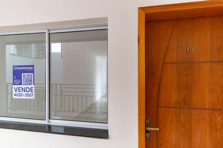 Apartamento à venda com 44m², 2 quartos e sem vaga Apartamento à venda com 44m², 2 quartos e sem vagaEntrada