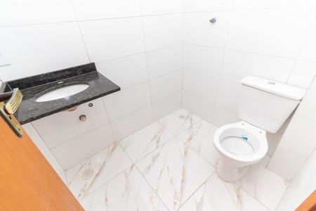 Apartamento à venda com 44m², 2 quartos e sem vaga Apartamento à venda com 44m², 2 quartos e sem vagaBanheiro