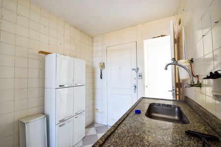 Apartamento para alugar com 65m², 2 quartos e 1 vagaCozinha