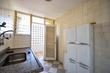 Apartamento para alugar com 65m², 2 quartos e 1 vagaCozinha