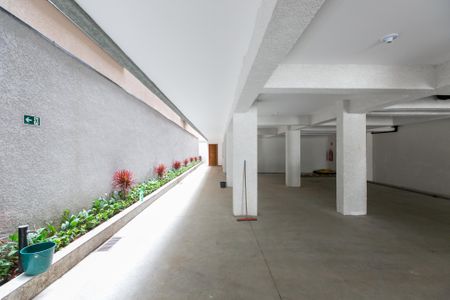 Apartamento à venda com 44m², 2 quartos e 1 vaga Apartamento à venda com 44m², 2 quartos e 1 vagaGaragem