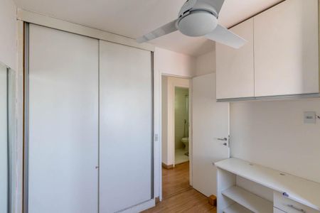 Apartamento à venda com 58m², 2 quartos e 1 vagaQuarto 2