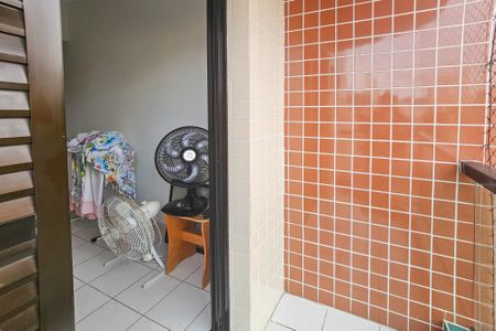 Apartamento para alugar com 70m², 2 quartos e 1 vaga Apartamento para alugar com 70m², 2 quartos e 1 vagavaranda Suíte 1