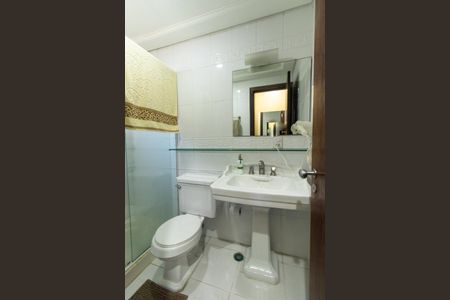 Banheiro Social de kitnet/studio para alugar com 1 quarto, 32m² em Centro, Pinhais