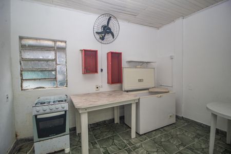 Casa à venda com 42m², 2 quartos e 1 vaga Casa à venda com 42m², 2 quartos e 1 vagaÁrea comum - Salão de festas