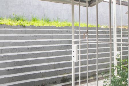 Vista de casa à venda com 2 quartos, 42m² em São José, Porto Alegre