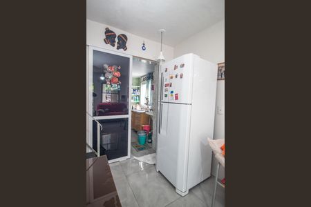 Casa à venda com 42m², 2 quartos e 1 vaga Casa à venda com 42m², 2 quartos e 1 vagaCozinha